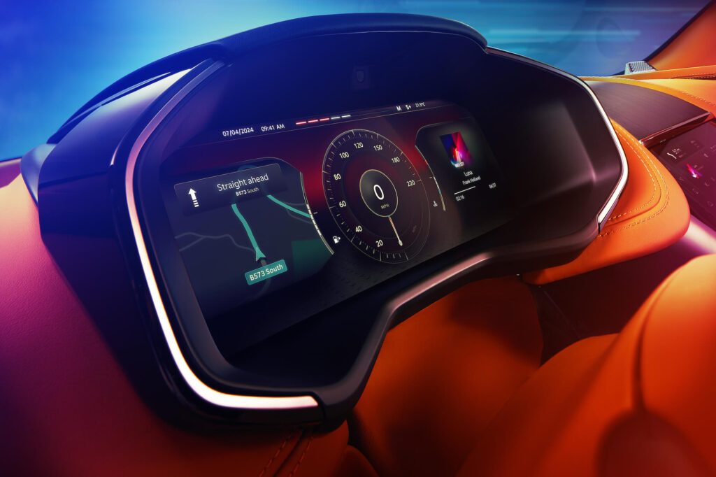 Aston Martin: DBX707 · Digital instrument cluster