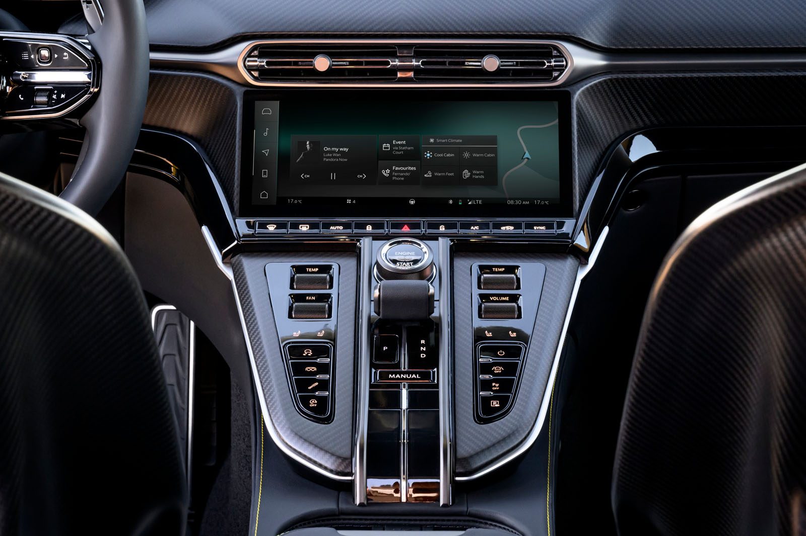 Aston Martin: DB12 · Centre console and infotainment